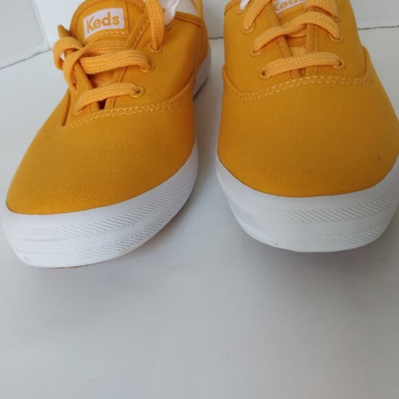 KEDS Women's Champion Core Solid Goldenrod Canvas Sneakers Size 9 - Picture 3 of 12